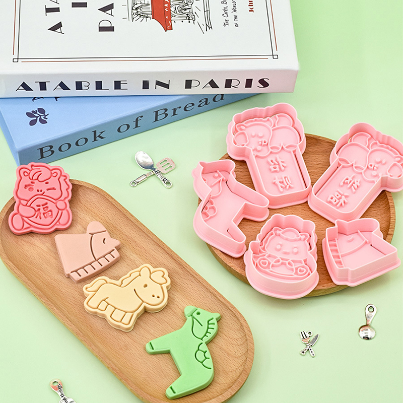 Year Of The Horse Cookie Cutte - Kitchen Baking Torch บทวิจารณ์และราคา